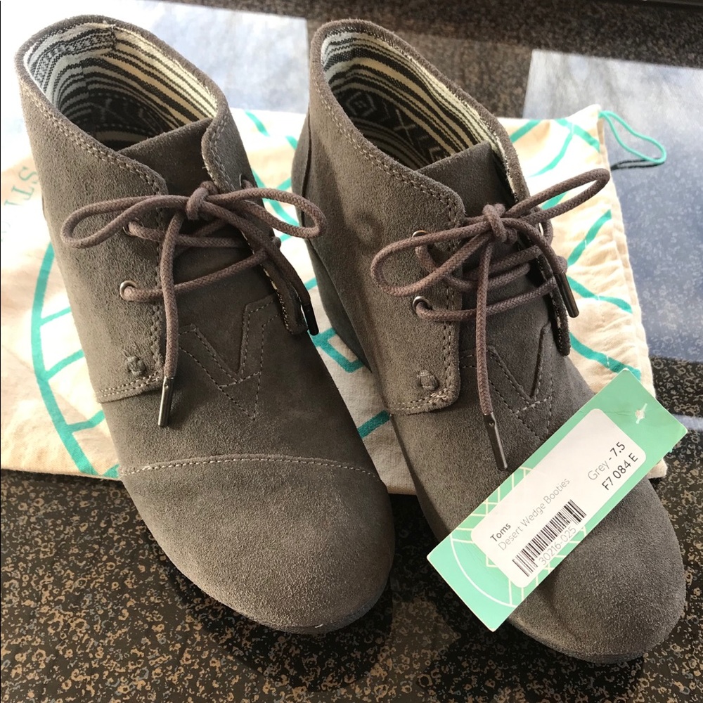 Toms Desert Wedge Booties**NEW**
